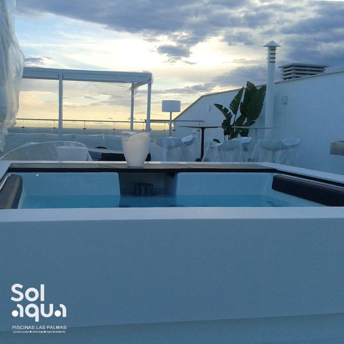 Spa Cube, jacuzzi exterior e interior de 4 plazas - Piscinas Las Palmas